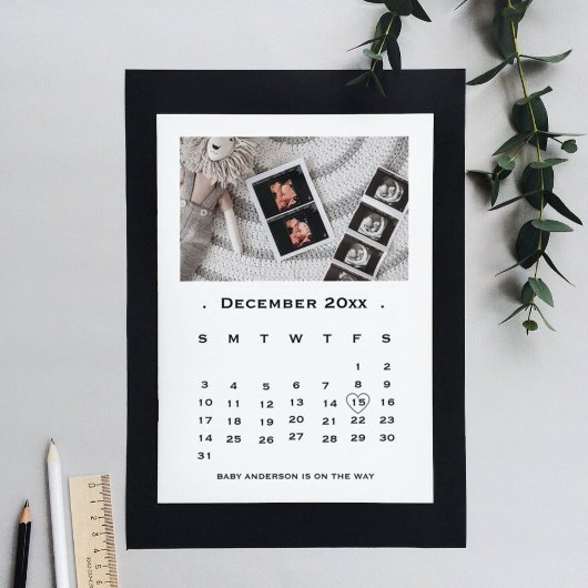 Elegante Script Kalender Zwangerschap aankondiging