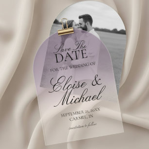 Elegante Script Lavendel Gradiënt Bewaar de Datum Acryl Uitnodigingen