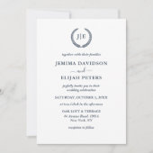 Elegante Script Monogram Kam Krans Trouwen Kaart (Voorkant)