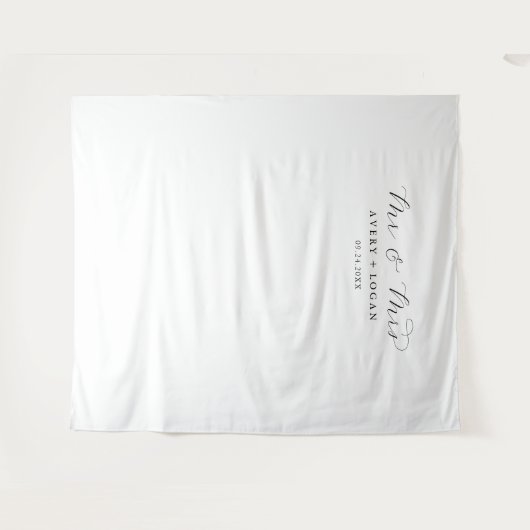 Elegante Script Mr en Mrs Trouwfoto Achtergrond Wandkleed (Voorkant (horizontaal))