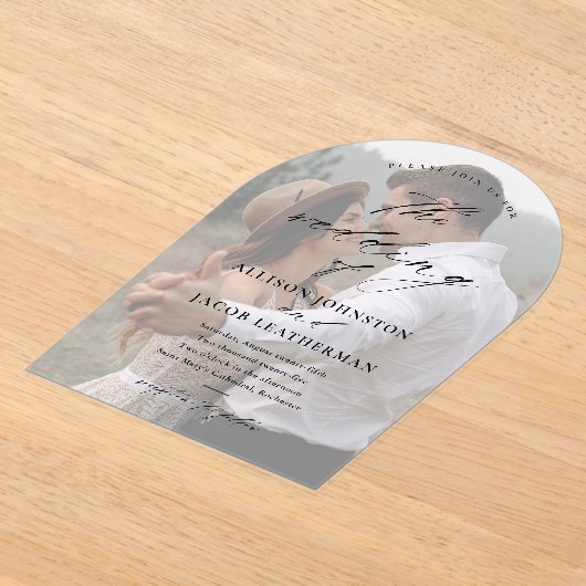 Elegante script overlay boog foto bruiloft acryl uitnodigingen (Laagn)