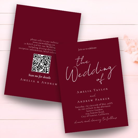 Elegante Script QR Code Bordeaux Witte Trouwdag Kaart