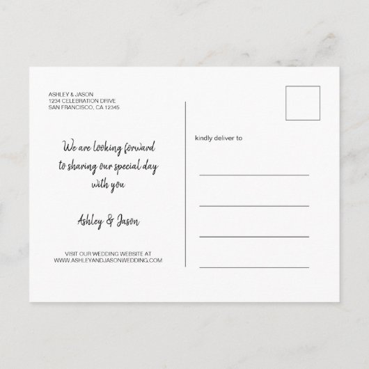 Elegante Script Save the Date Verlovingsfoto Aankondigingskaart (Achterkant)