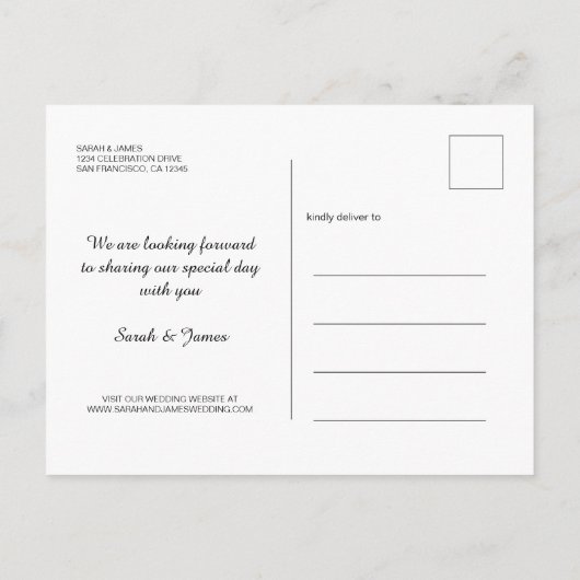 Elegante Script Save the Date Verlovingsfoto Aankondigingskaart (Achterkant)