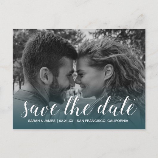 Elegante Script Save the Date Verlovingsfoto Aankondigingskaart (Voorkant)