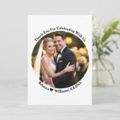 Elegante script typografie dank je bruiloft foto bedankkaart (Staand voorkant)