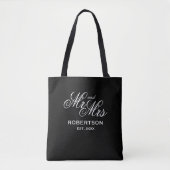 Elegante script typografie Mr en Mrs bruiloft Tote Bag (Voorkant)