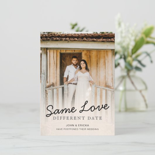 Elegante Script Uitnodiging Verloving Uitgesteld (Staand voorkant)