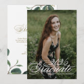 Elegante scriptie afstudeerfoto klas 2025 aankondiging (Voorkant / Achterkant)