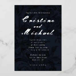 Elegante sierbloemen zilveren folie voor huwelijks uitnodiging