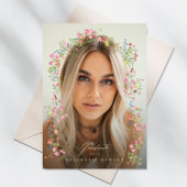 Elegante sierlijke bloemenboog voorjaar foto afstu aankondiging