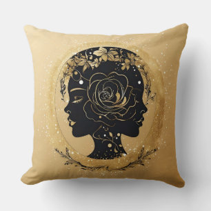 Elegante Silhouet van een Vrouw met Bloemmotieven Kussen