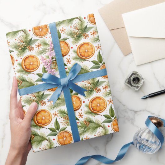 Elegante Sinaasappels & kerstboomtakken Cadeaupapier (Geschenken)