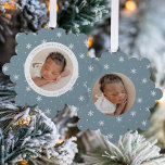 Elegante Sneeuwvlokken Ice Blue Baby's Eerste Kers Ornament Kaart<br><div class="desc">Vier de eerste kerstdagen van uw baby met vrienden en familie met onze Elegant Ice Blue en White Snowflake baby's eerste kerst ornament kaart. De voorkant van de kaart toont de foto van uw baby omgeven door een wit lijst met een lichte winterblauwe en witte sneeuwvlok-achtergrond. Personaliseer de voorkant van...</div>