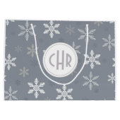 Elegante sneeuwvlokken op blauwe achtergrond groot cadeauzakje (Achterkant)