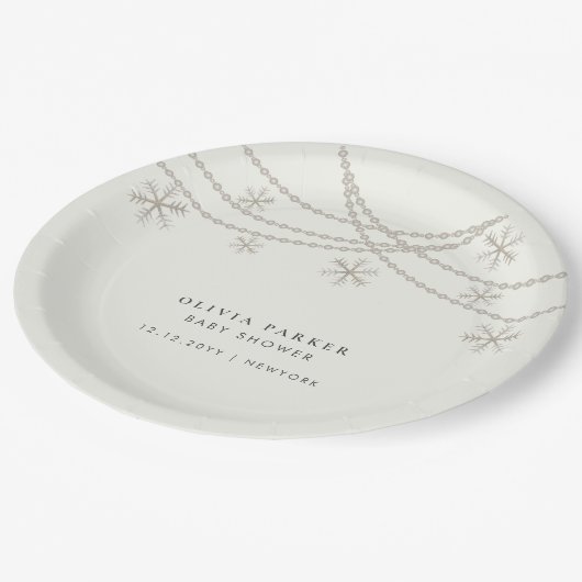 Elegante sneeuwvlokken Winter Baby shower Papieren Bordje (Gekanteld)