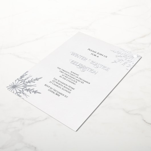 Elegante sneeuwvlokken Winter zonnewende viering Folie Uitnodiging (Gedraaid)