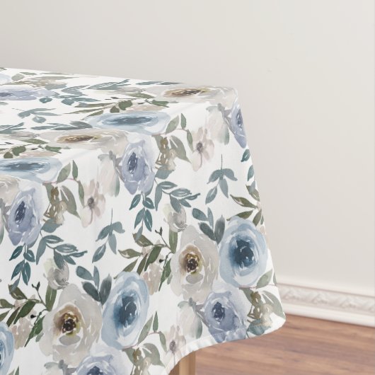 Elegante Soft Dusty Blue Waterverf Bloemen voor Tafelkleed (Voorbeeld)