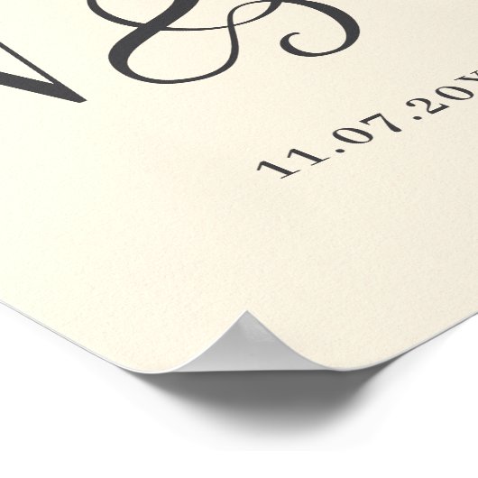 Elegante softcream paar initialen bruiloft poster (Hoek)
