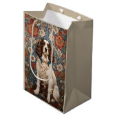 Elegante spaniël op bloemachtergrond medium cadeauzakje (Voorkant Gekanteld)