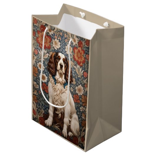 Elegante spaniël op  bloemachtergrond medium cadeauzakje (Voorkant Gekanteld)