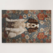 Elegante spaniël op bloemenachtergrond legpuzzel (Horizontaal)