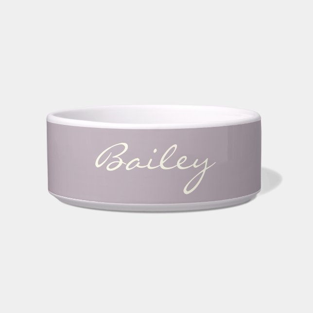 Elegante Stof Lilac Handgeschreven Script Naam Cus Voerbakje (Voorkant)