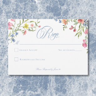 Elegante Stofblauwe Pastel Wilde Bloem Crest Trouw RSVP Kaartje