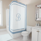 Elegante Stofblauwe Rand Script Monogram Douchegordijn (In situ)