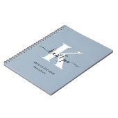 Elegante Stofblauwe Script Monogram Notitieboek (Linkerzijde)