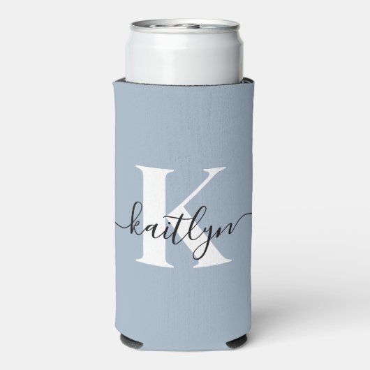 Elegante Stofblauwe Script Monogram Seltzer Blikjeskoeler (Seltzer Achterkant)