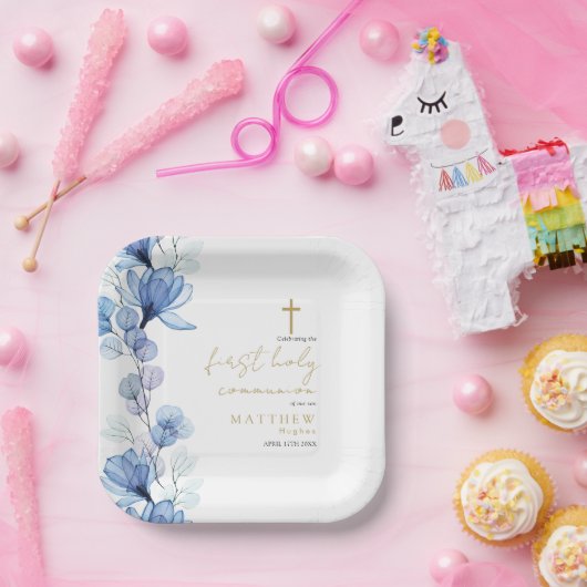 Elegante stoffige blauwe bloem Eerste Heilige Comm Papieren Bordje (Feest)