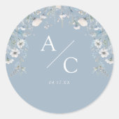 Elegante stoffige blauwe bloemen bloemenbruiloft ronde sticker (Voorkant)