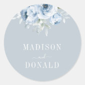 Elegante stoffige blauwe bloemen bruiloft ronde sticker (Voorkant)