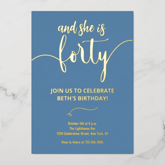 Elegante stoffige blauwe en gouden 40 VERJAARDAGS Folie Uitnodiging (Voorkant)