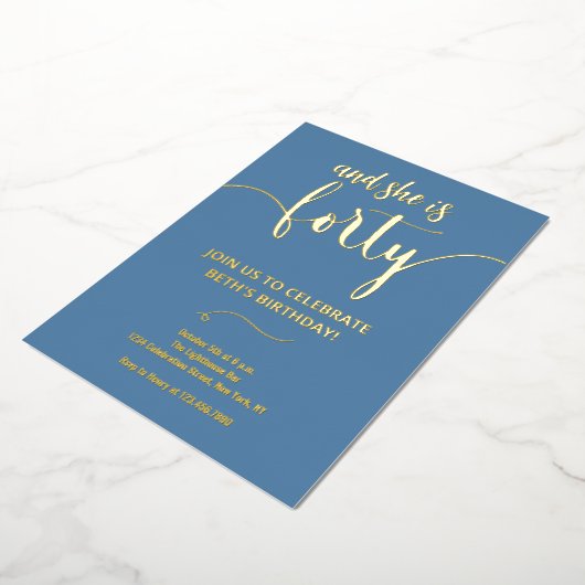 Elegante  stoffige blauwe en gouden 40 VERJAARDAGS Folie Uitnodiging (Gedraaid)