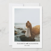 Elegante stoffige blauwe en gouden bloemenbruiloft save the date (Achterkant)