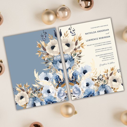 Elegante stoffige blauwe gouden winter bloemenbrui kaart