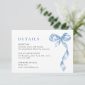 Elegante stoffige blauwe hand getekende boog bruil informatiekaartje (Staand voorkant)