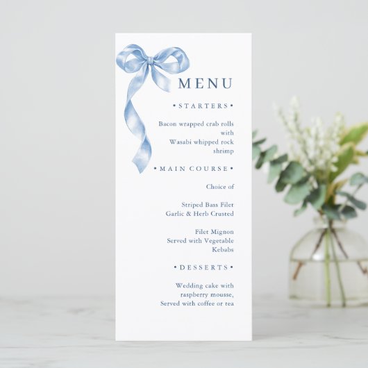 Elegante stoffige blauwe hand getekende boog bruil menu (Staand voorkant)