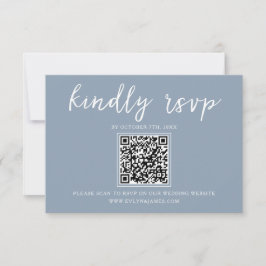 Elegante Stoffige Blauwe Kalligrafie QR Code Bruil RSVP Kaartje
