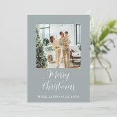 Elegante stoffige blauwe kerstballen Familiefoto Feestdagenkaart (Staand voorkant)