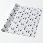 Elegante stoffige blauwe marine bloemenbruiloft cadeaupapier (Uitgerold)