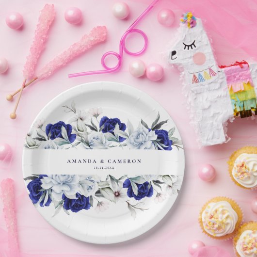 Elegante stoffige blauwe marine bloemenbruiloft papieren bordje (Feest)