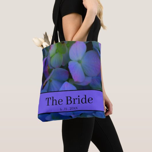 Elegante stoffige blauwe paarse bloem tote bag (Dichtbij)