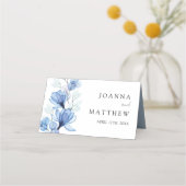 Elegante stoffige blauwe transparante bloemenbruil plaatskaartje (Achterkant)
