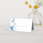 Elegante stoffige blauwe transparante bloemenbruil plaatskaartje (Voorkant)