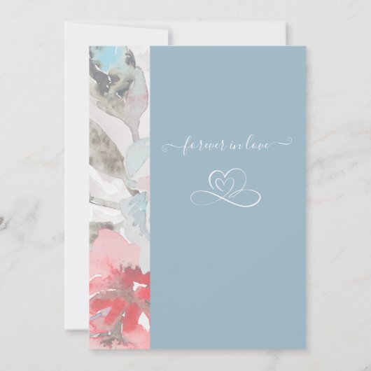 elegante stoffige blauwe trouw & pastel bloemrijke kaart (Achterkant)