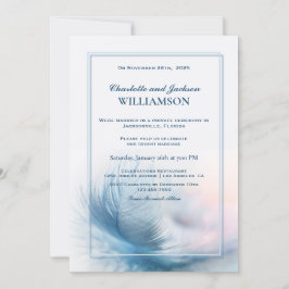 Elegante stoffige blauwe veer huwelijksreceptie kaart