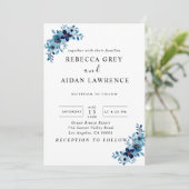 elegante stoffige blauwe waterverf bloemboeket kaart (Staand voorkant)